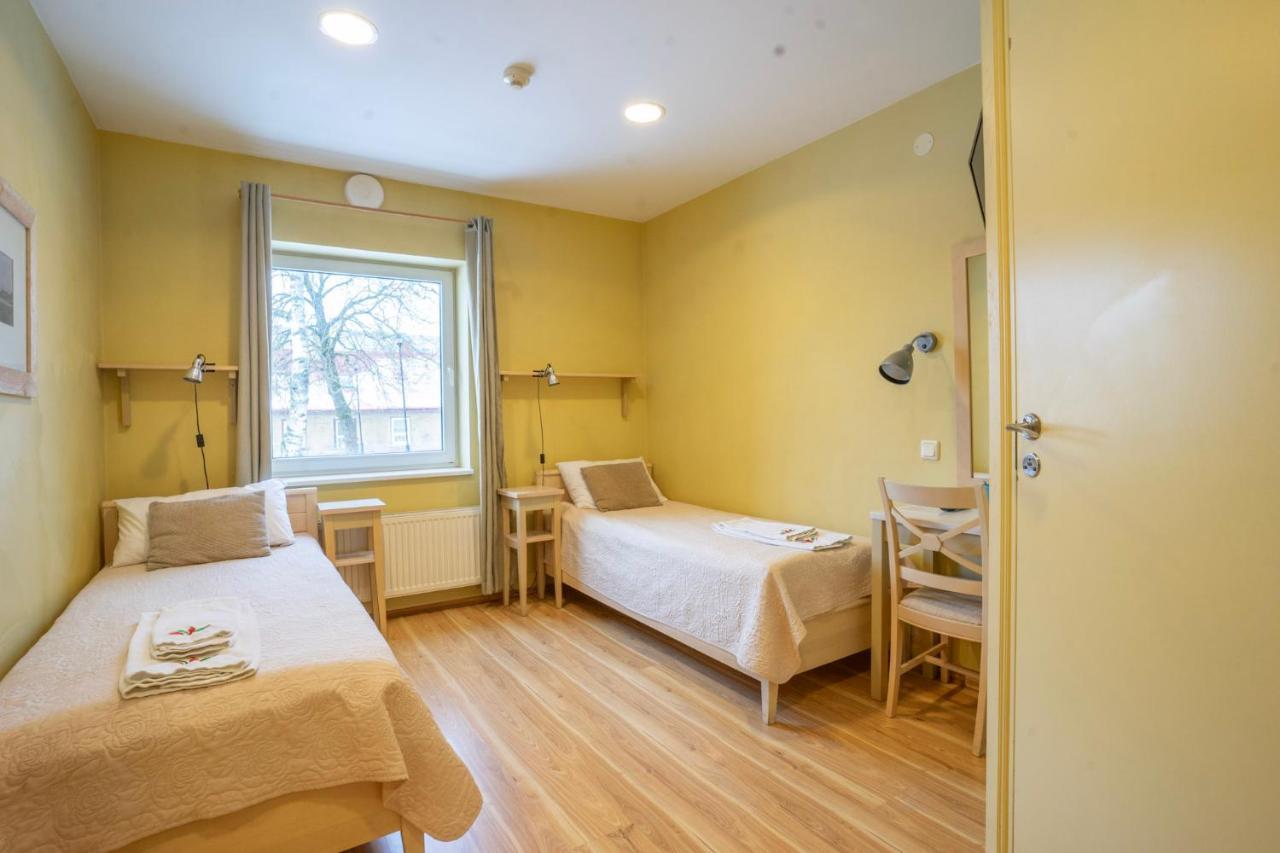 Kongo Hotel Haapsalu Εξωτερικό φωτογραφία