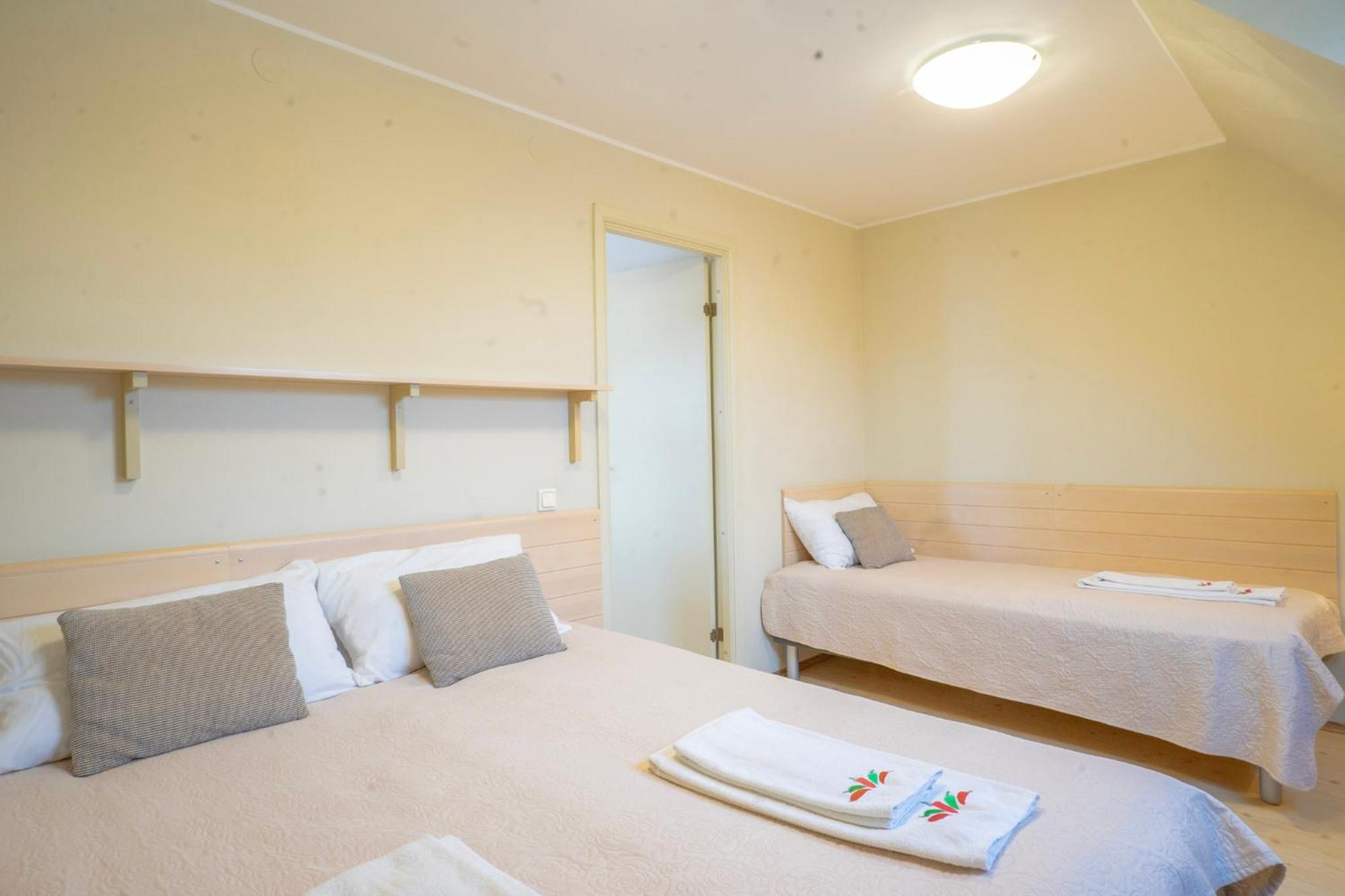 Kongo Hotel Haapsalu Εξωτερικό φωτογραφία