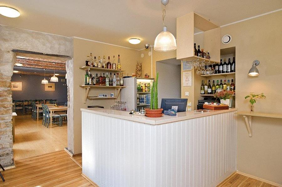 Kongo Hotel Haapsalu Εξωτερικό φωτογραφία