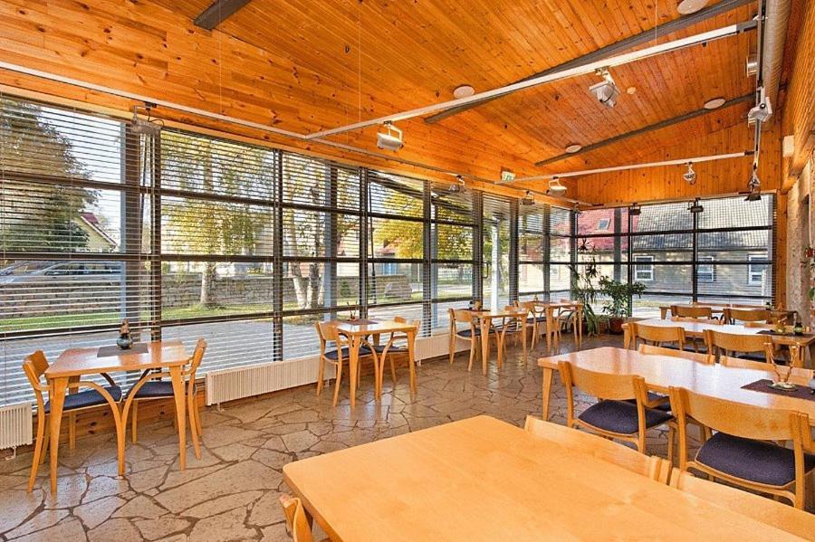Kongo Hotel Haapsalu Εξωτερικό φωτογραφία
